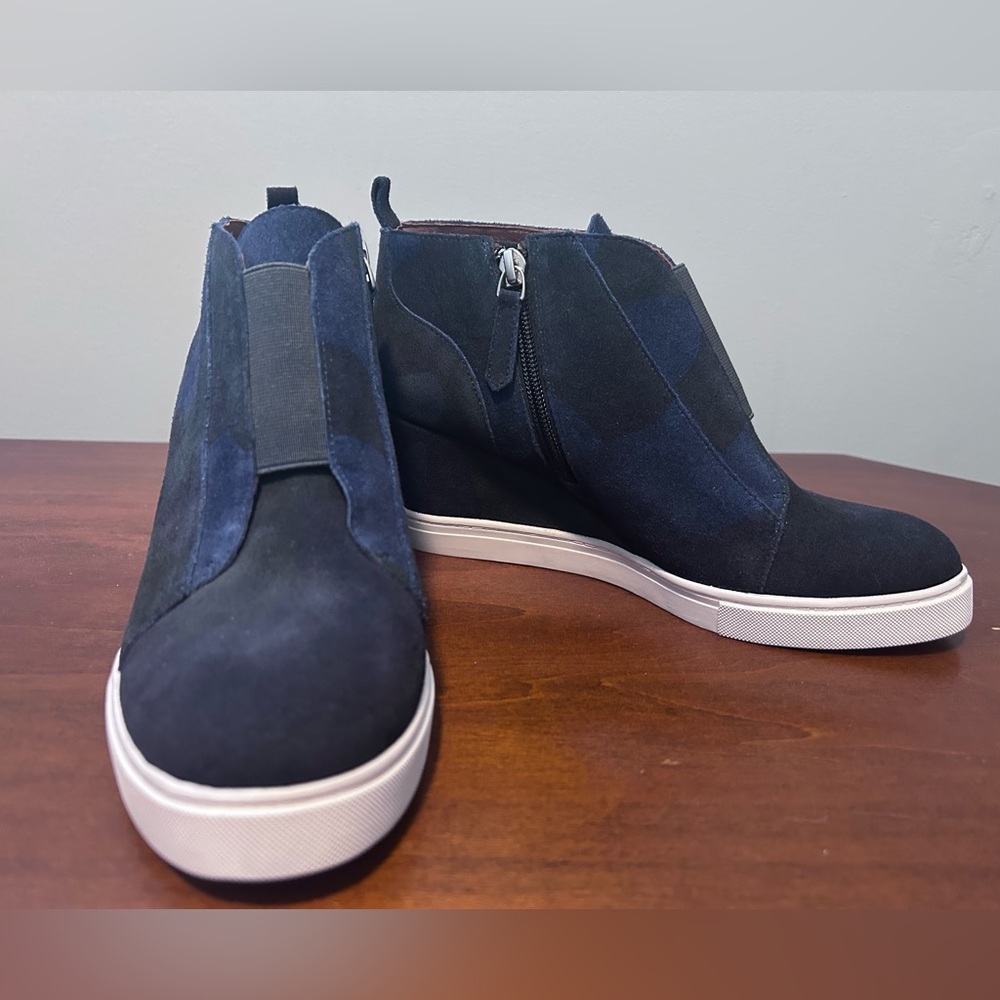 Paolo blue suede wedge sneaker 7 1/2